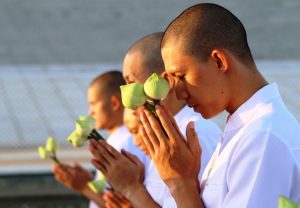 Tụng Kinh Niệm Phật bắt buộc phải Quy Y?